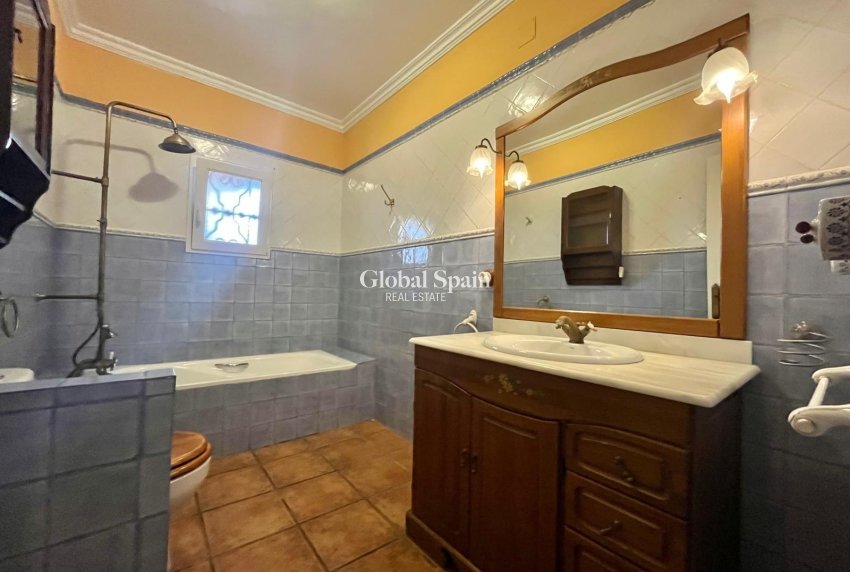 Revente - VILLA -
TORREVIEJA - LOS BALCONES - LOS ALTOS