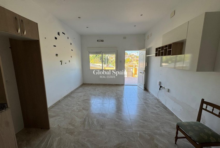 Revente - VILLA -
TORREVIEJA - LOS BALCONES - LOS ALTOS