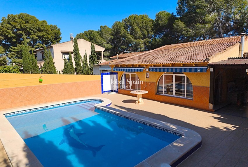 Revente - VILLA -
TORREVIEJA - LOS BALCONES - LOS ALTOS