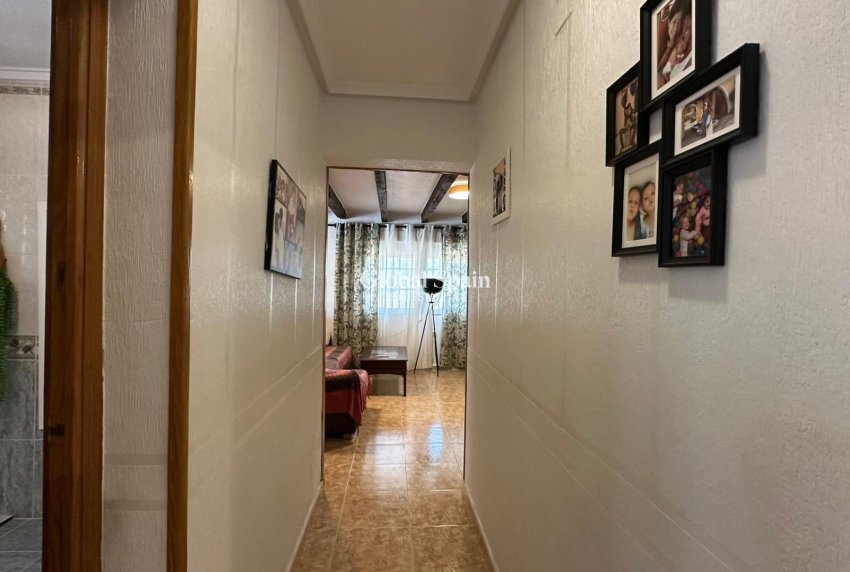 Revente - VILLA -
TORREVIEJA - LOS BALCONES - LOS ALTOS