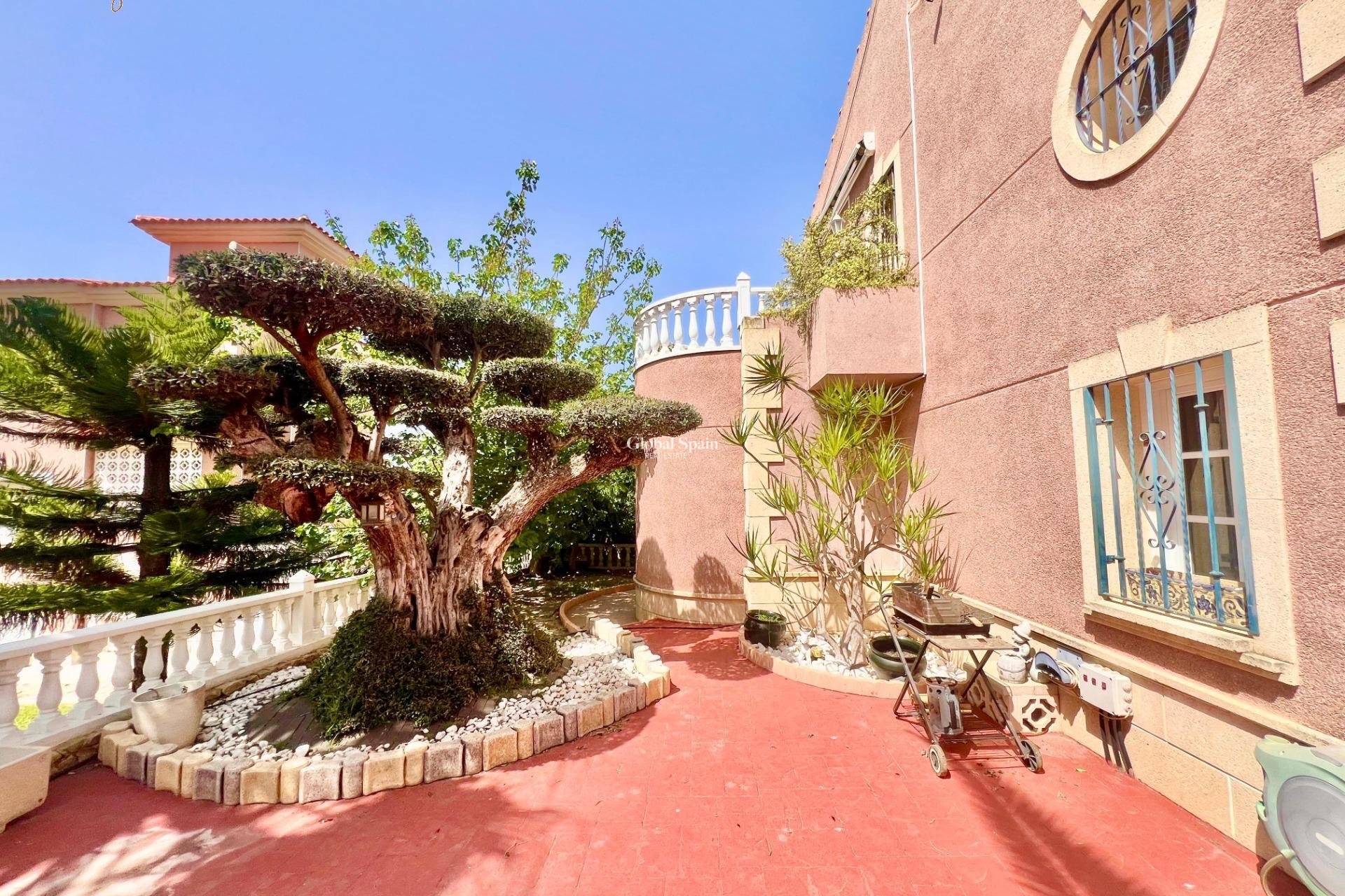 Revente - VILLA -
TORREVIEJA - LOS BALCONES - LOS ALTOS