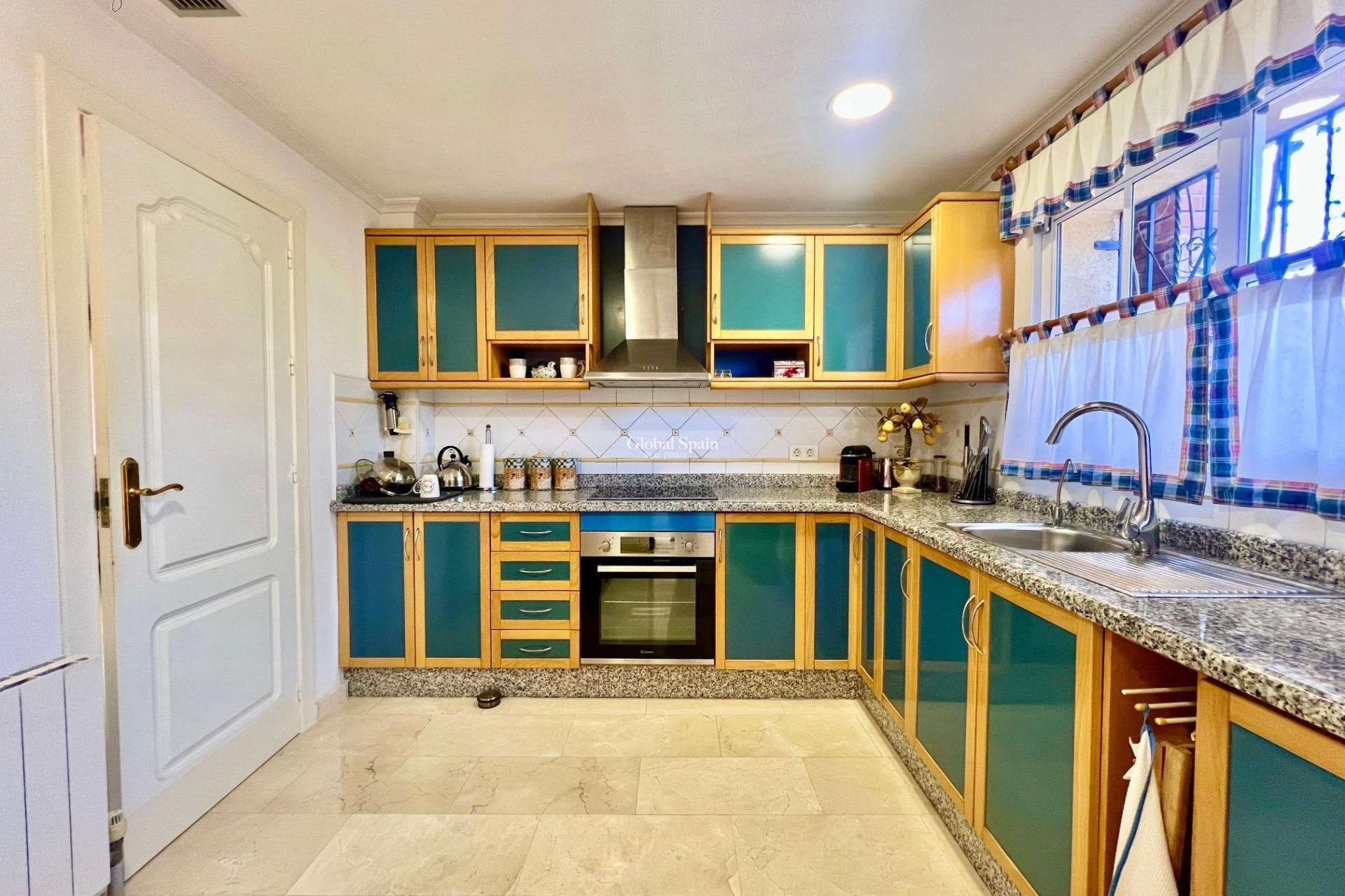 Revente - VILLA -
TORREVIEJA - LOS BALCONES - LOS ALTOS