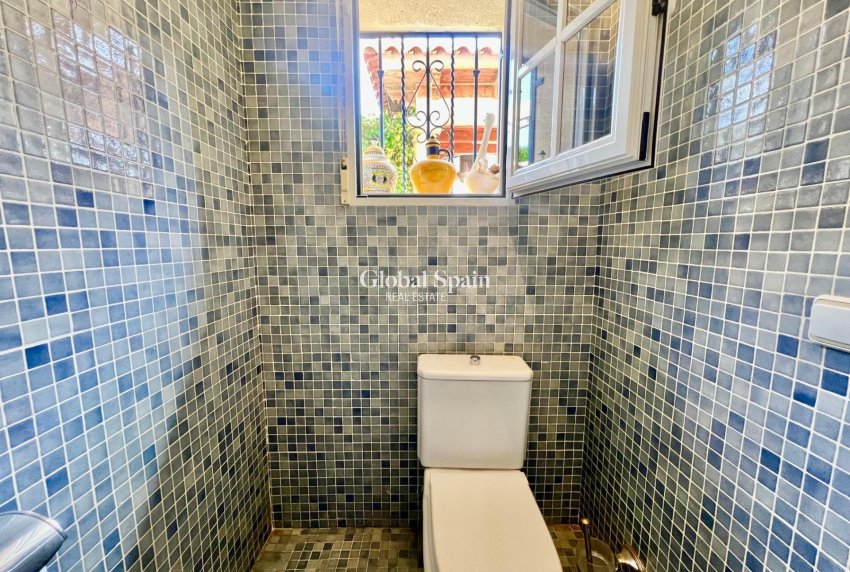 Revente - VILLA -
TORREVIEJA - LOS BALCONES - LOS ALTOS