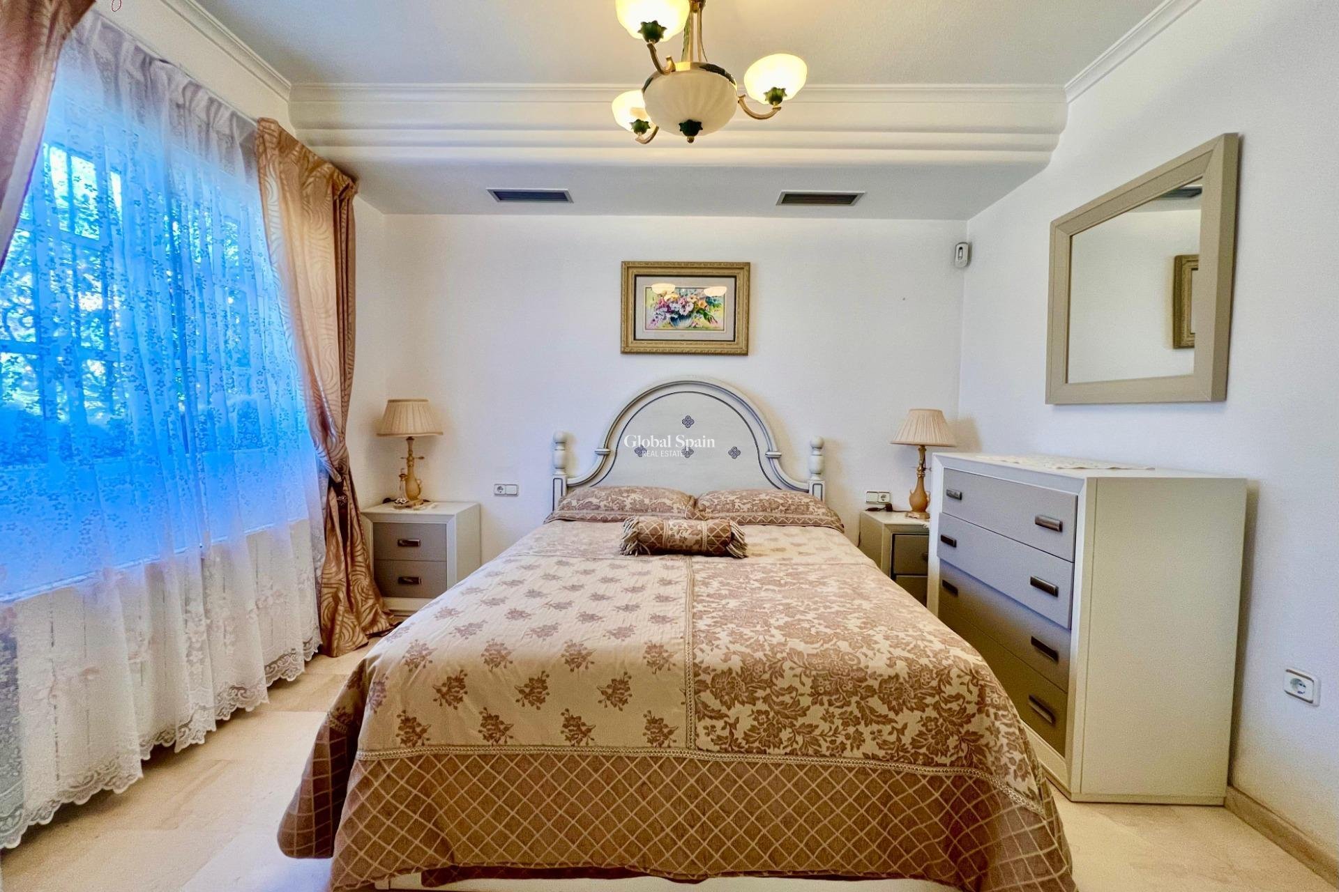 Revente - VILLA -
TORREVIEJA - LOS BALCONES - LOS ALTOS