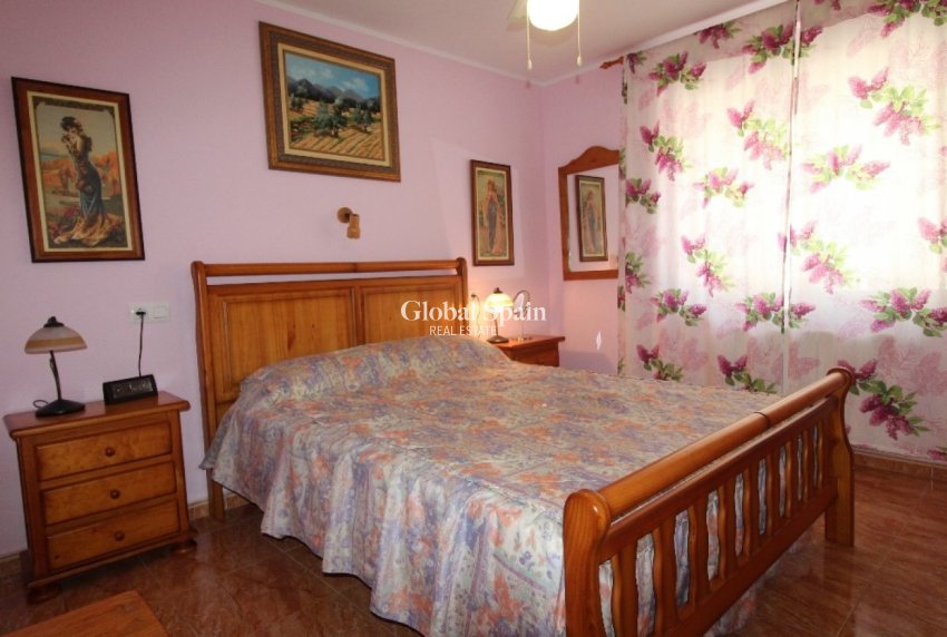 Revente - VILLA -
TORREVIEJA - LOS BALCONES - LOS ALTOS