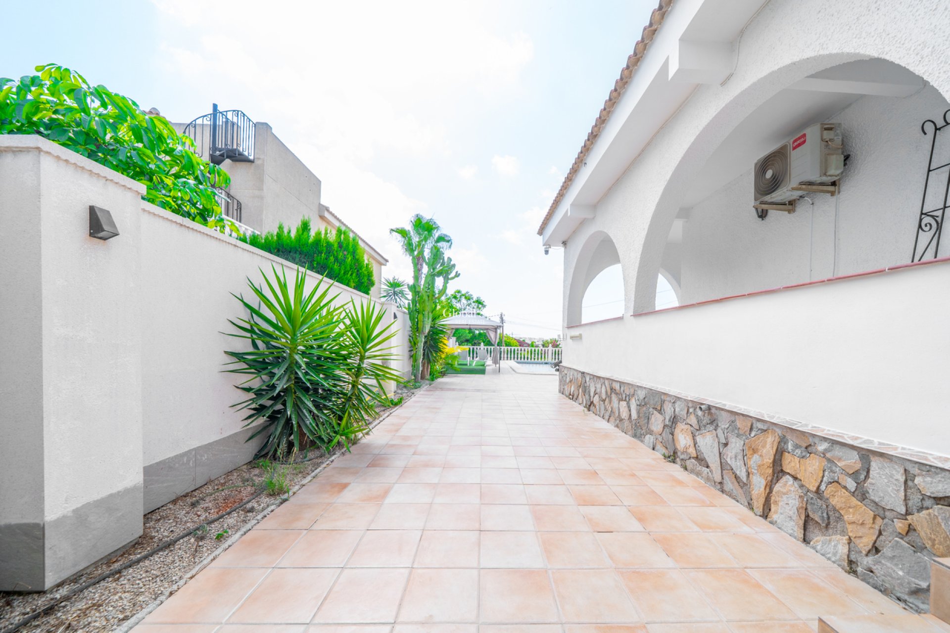 Revente - VILLA -
TORREVIEJA - LOS BALCONES - LOS ALTOS