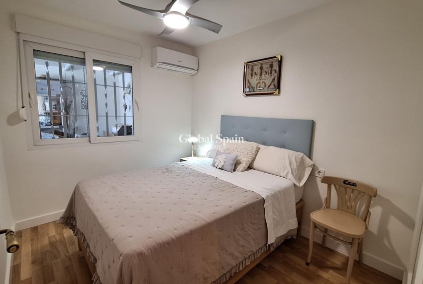 Revente - VILLA -
TORREVIEJA - LOS BALCONES - LOS ALTOS
