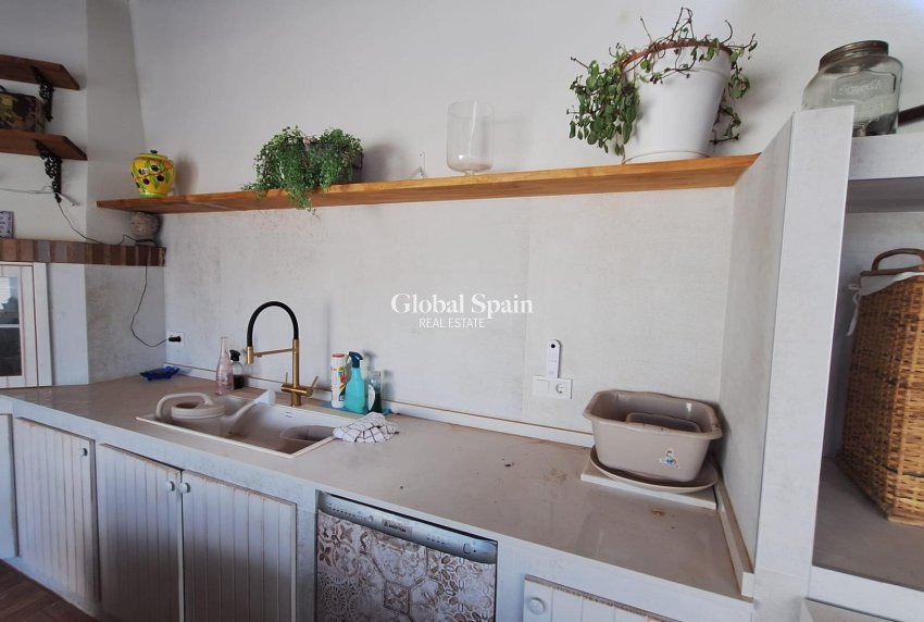 Revente - VILLA -
TORREVIEJA - LOS BALCONES - LOS ALTOS