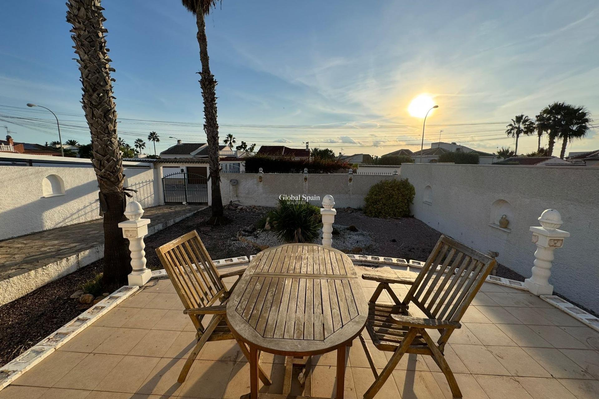 Revente - Villa -
TORREVIEJA - San luis