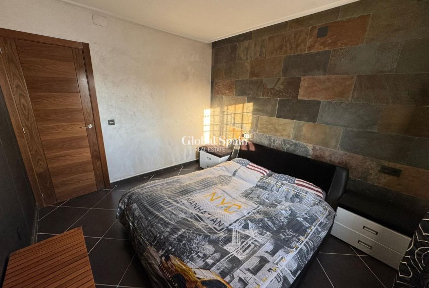 Revente - Villa -
TORREVIEJA - San luis