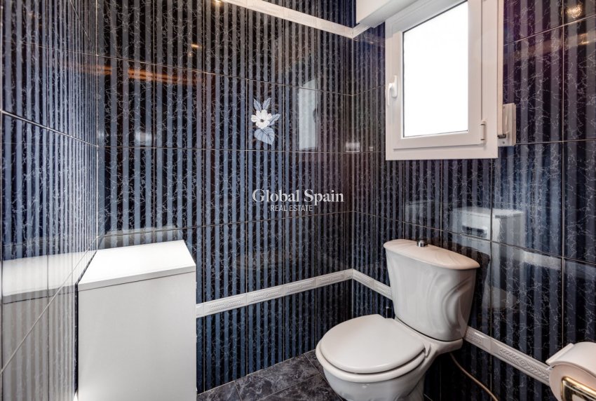 Revente - VILLA -
TORREVIEJA - San Luis