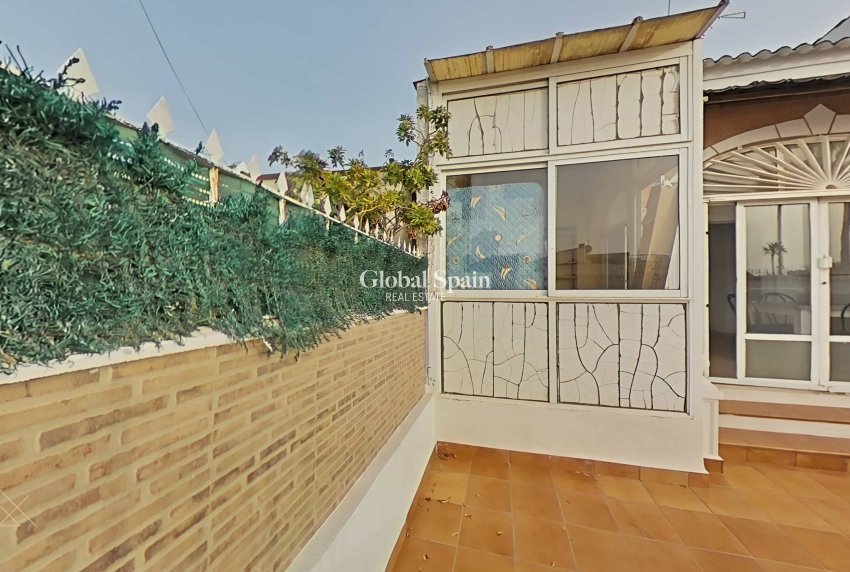 Revente - VILLA -
TORREVIEJA - San Luis