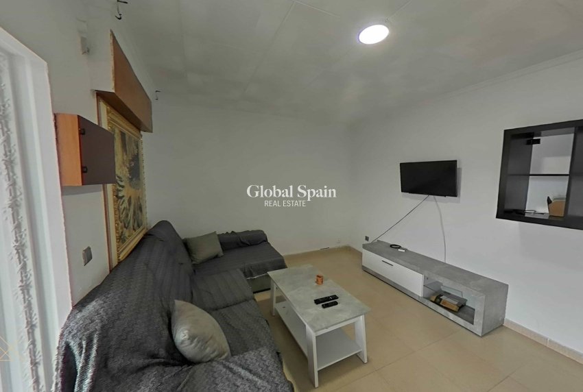 Revente - VILLA -
TORREVIEJA - San Luis