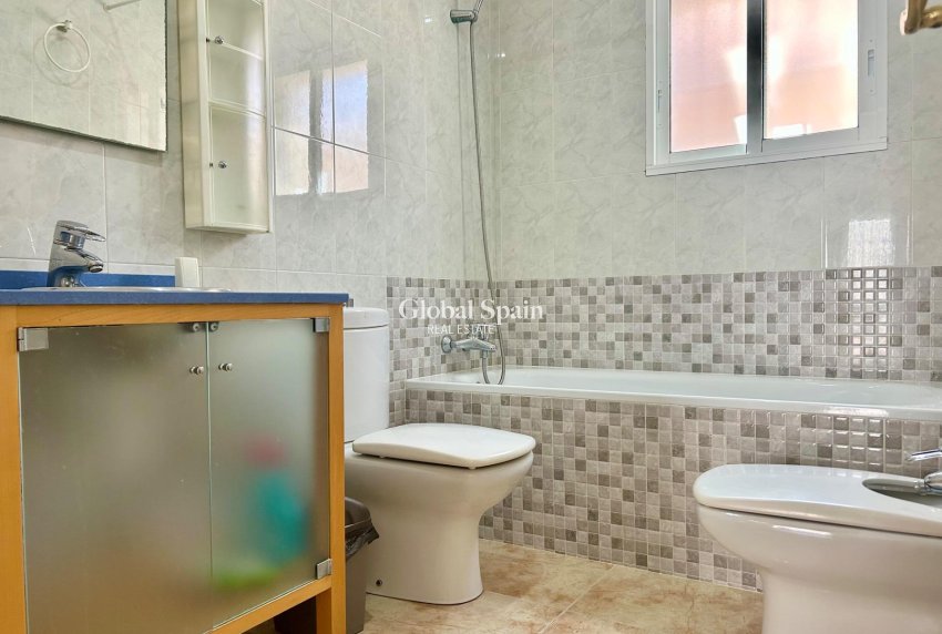 Revente - VILLA -
TORREVIEJA - San Luis