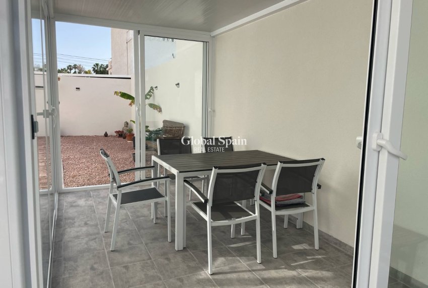 Revente - Villa -
TORREVIEJA - San Luis