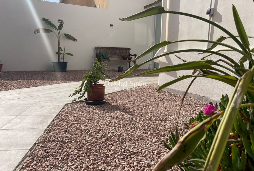 Revente - Villa -
TORREVIEJA - San Luis