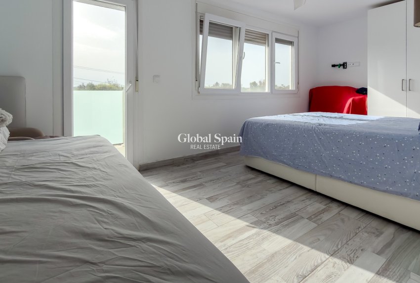 Revente - VILLA -
TORREVIEJA - Torreta - Florida