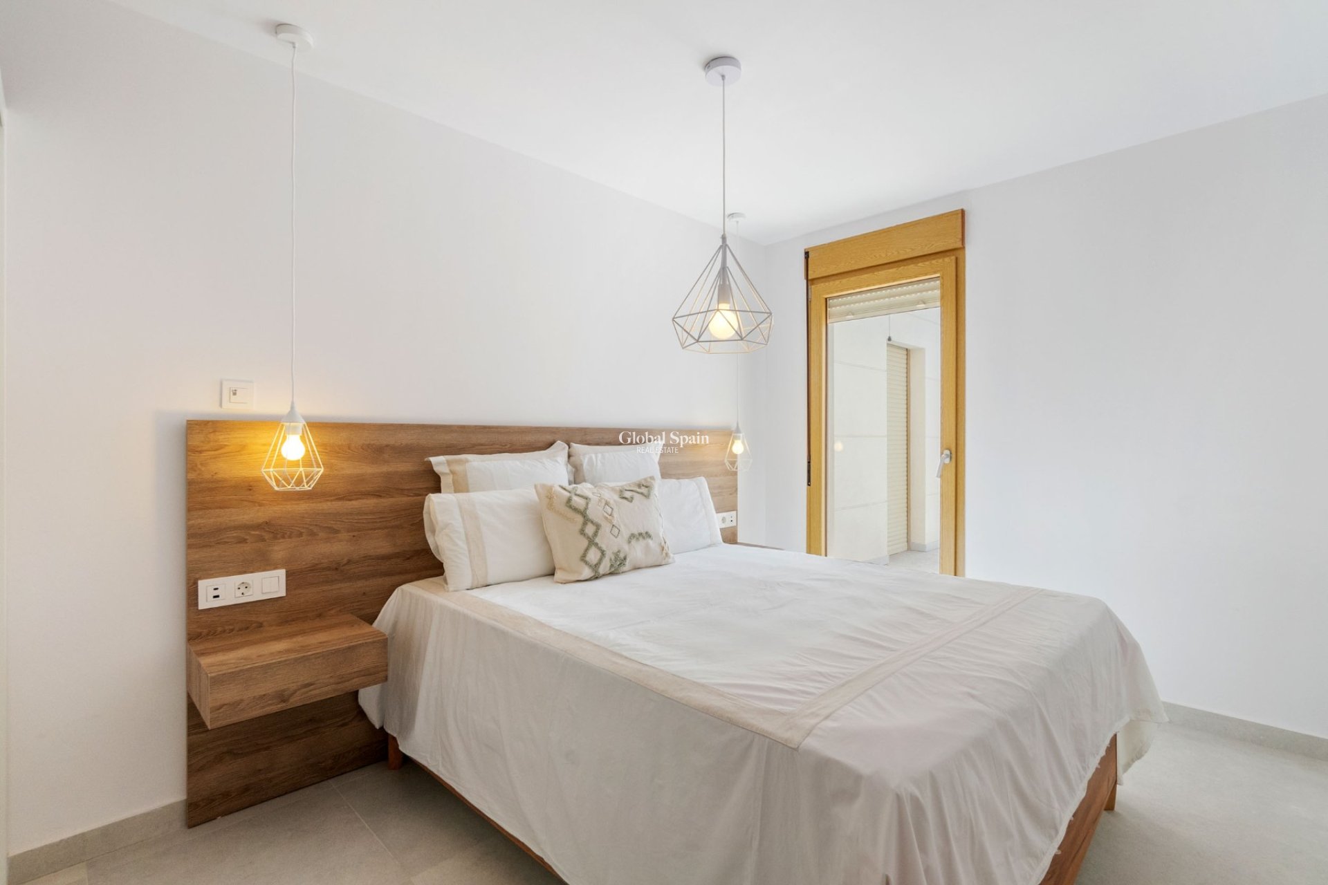 Revente - Villa -
TORREVIEJA - Torreta Florida