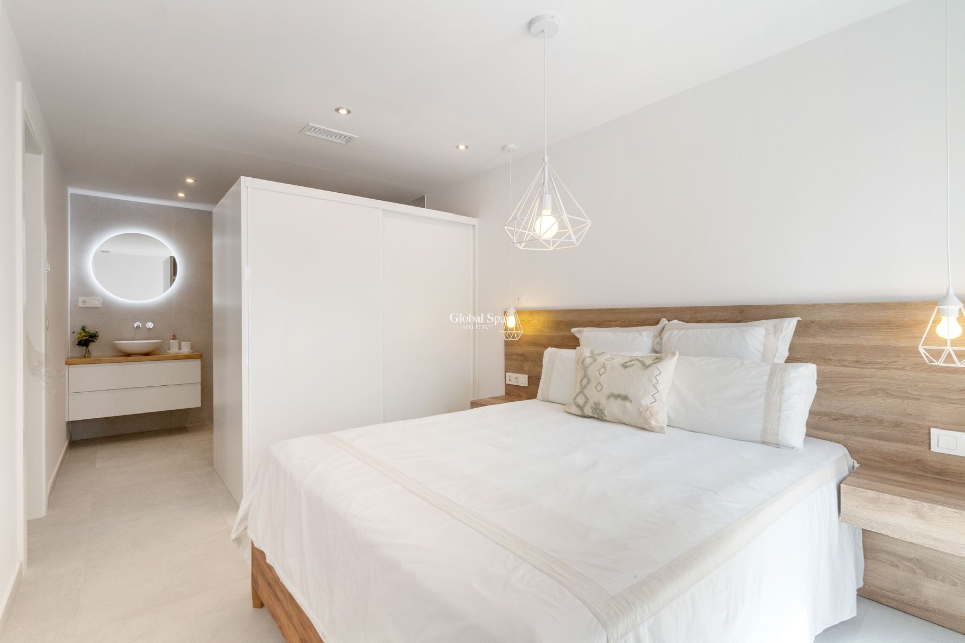 Revente - Villa -
TORREVIEJA - Torreta Florida