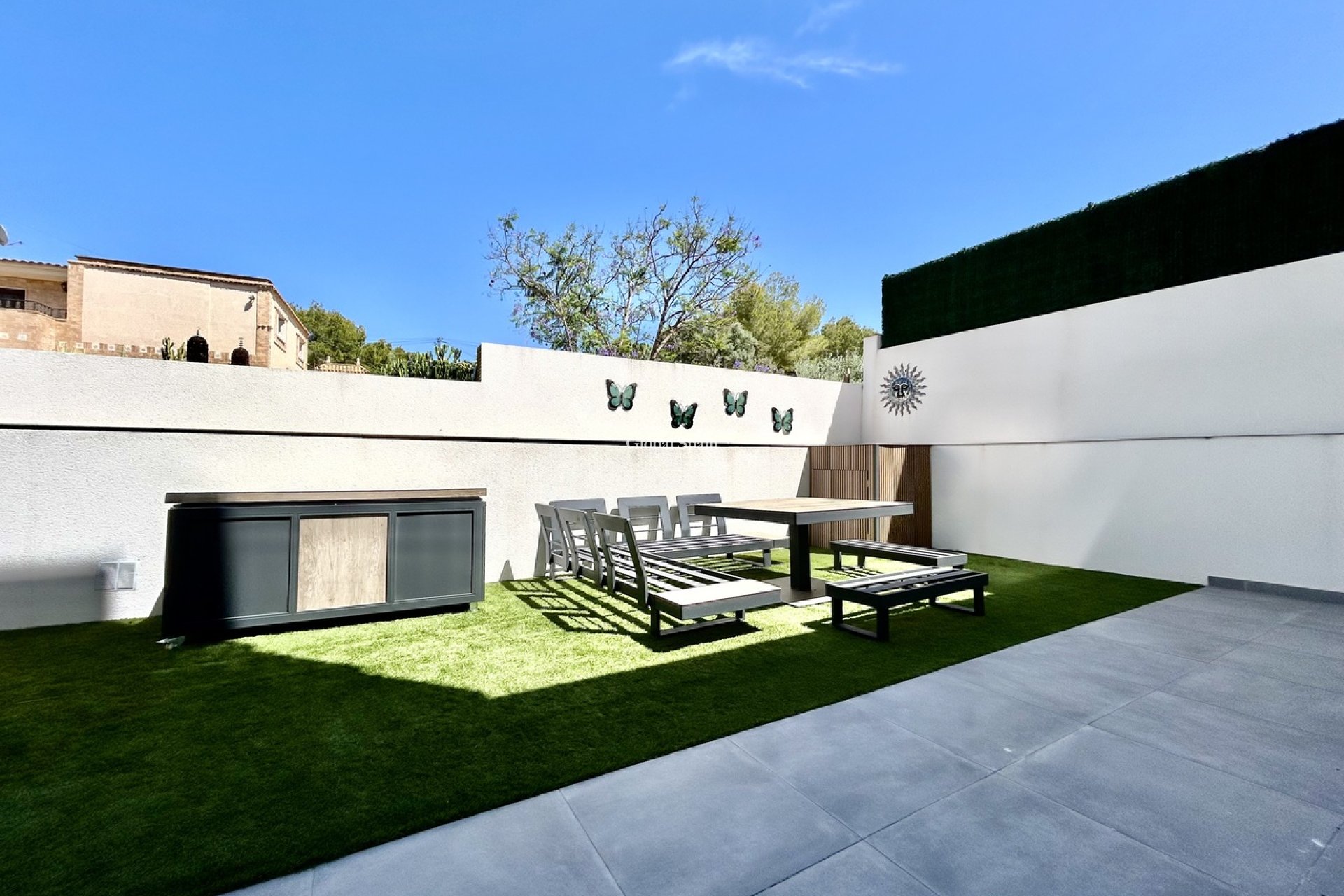 Revente - VILLA -
VILLAMARTÍN - Costa Blanca