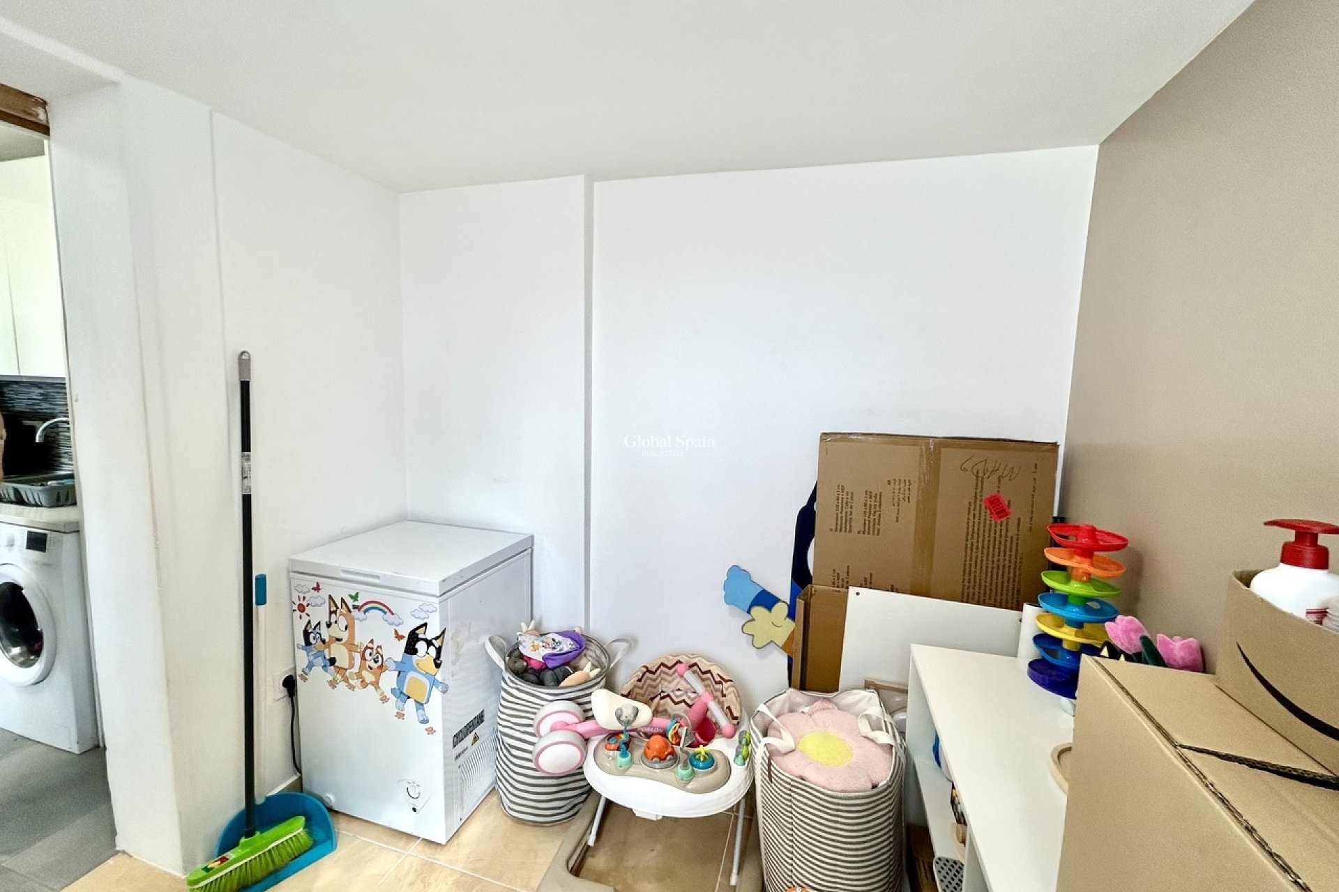 Revente - VILLA -
VILLAMARTÍN - Costa Blanca