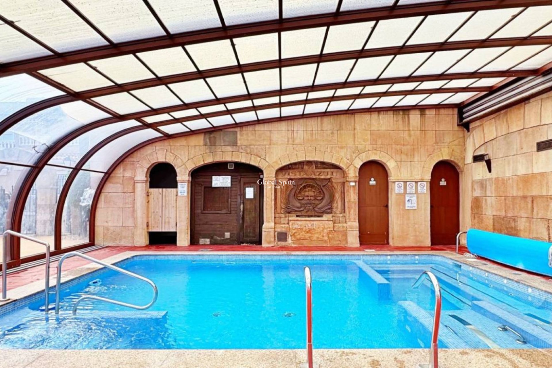 Revente - VILLA -
VILLAMARTÍN - Costa Blanca
