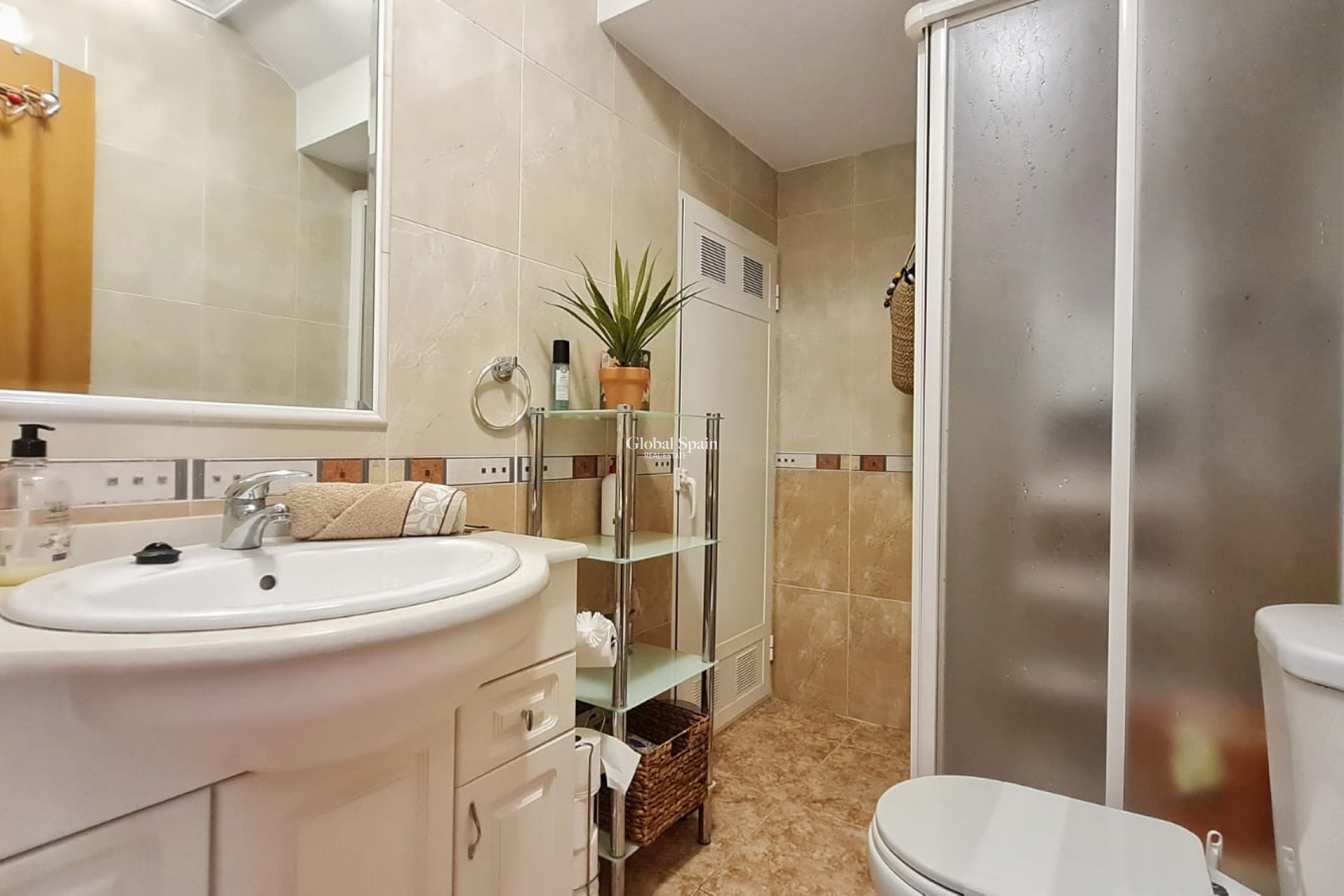 Revente - VILLA -
VILLAMARTÍN - Costa Blanca