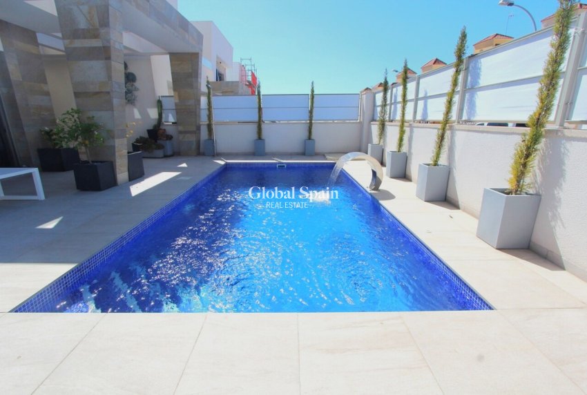 Revente - VILLA -
VILLAMARTÍN - El Galan