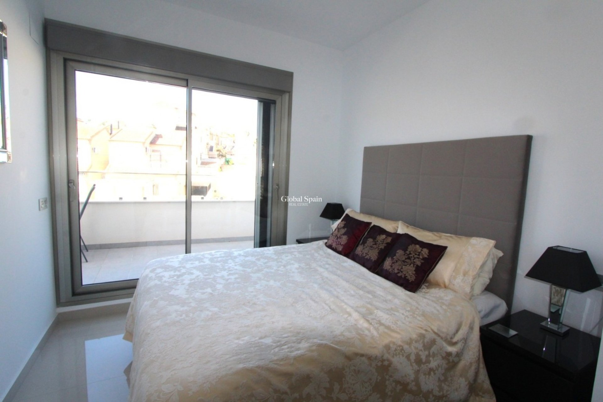 Revente - VILLA -
VILLAMARTÍN - El Galan