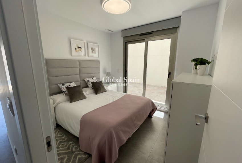 Revente - VILLA -
VILLAMARTÍN - Villamartin