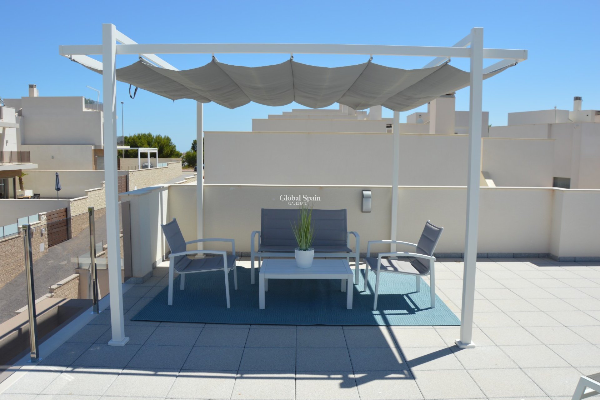 Revente - VILLA -
VILLAMARTÍN - Villamartin