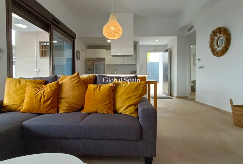 Revente - VILLA -
VISTABELLA GOLF  - Inland