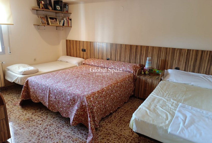 Revente - VILLA -
YECLA - Inland