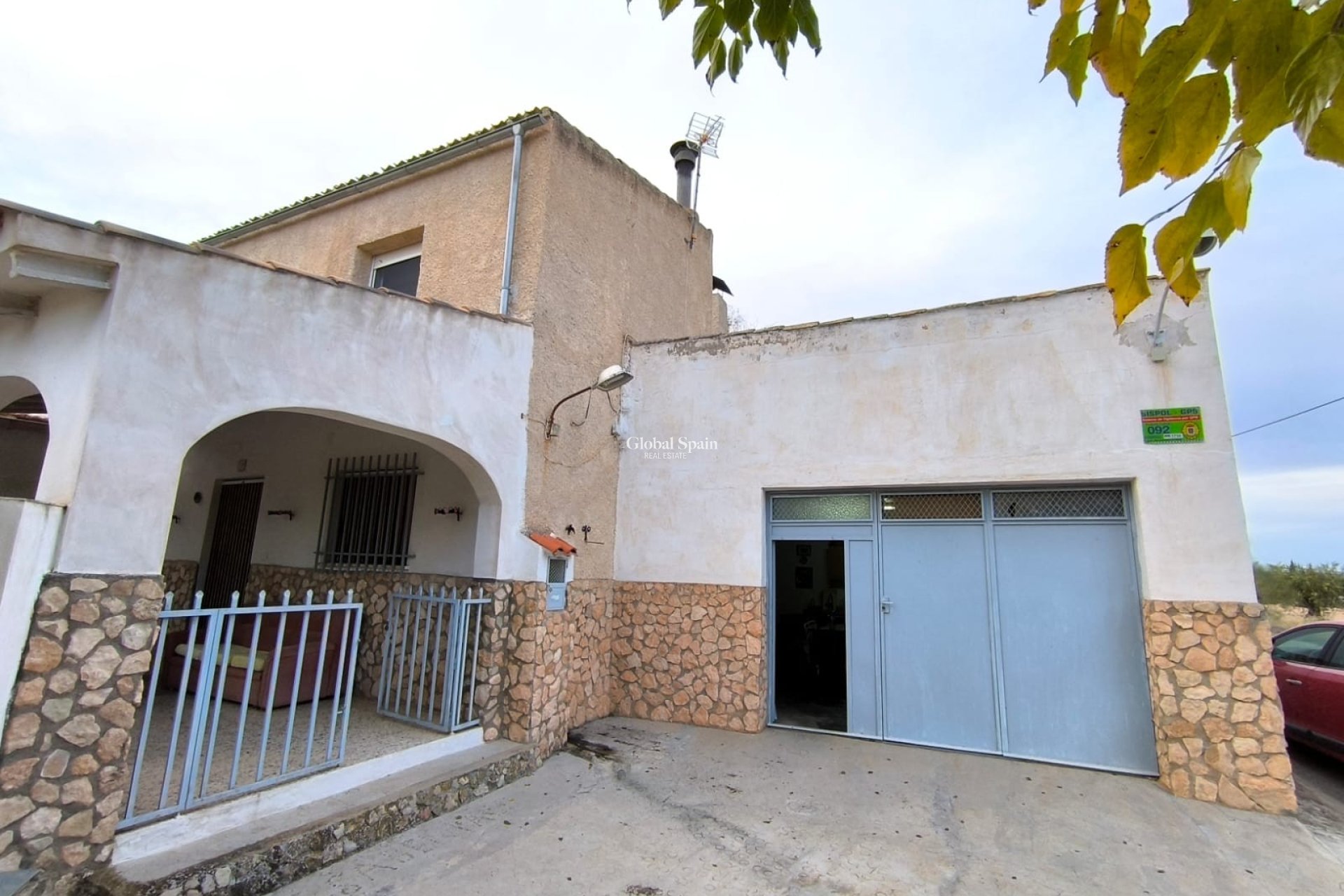 Revente - VILLA -
YECLA - Inland