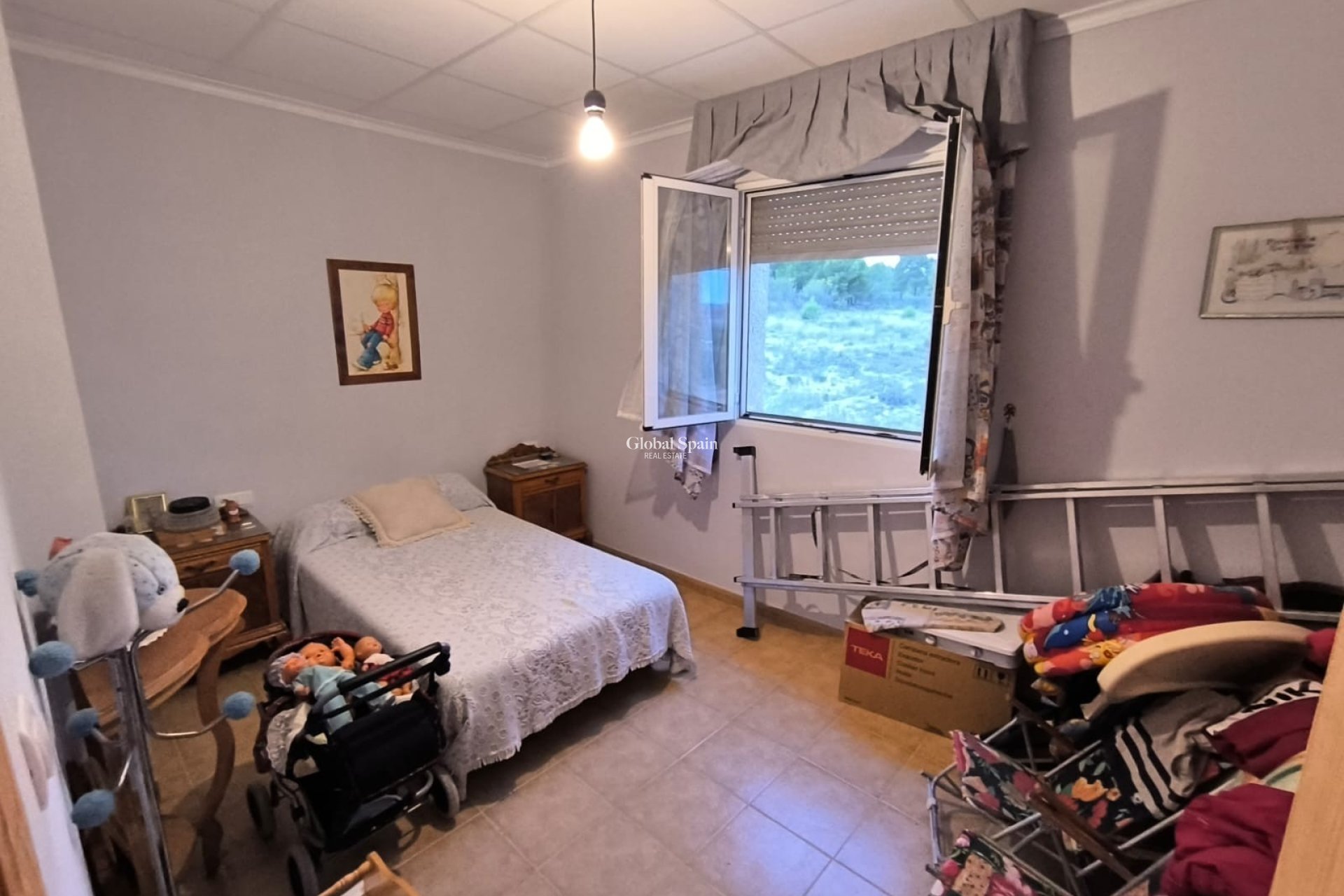 Revente - VILLA -
YECLA - Inland