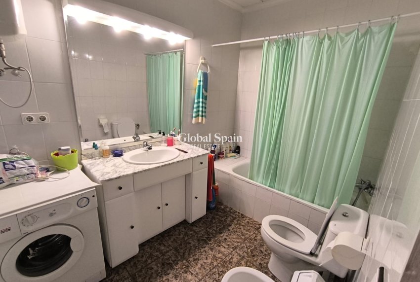 Revente - VILLA -
YECLA - Inland