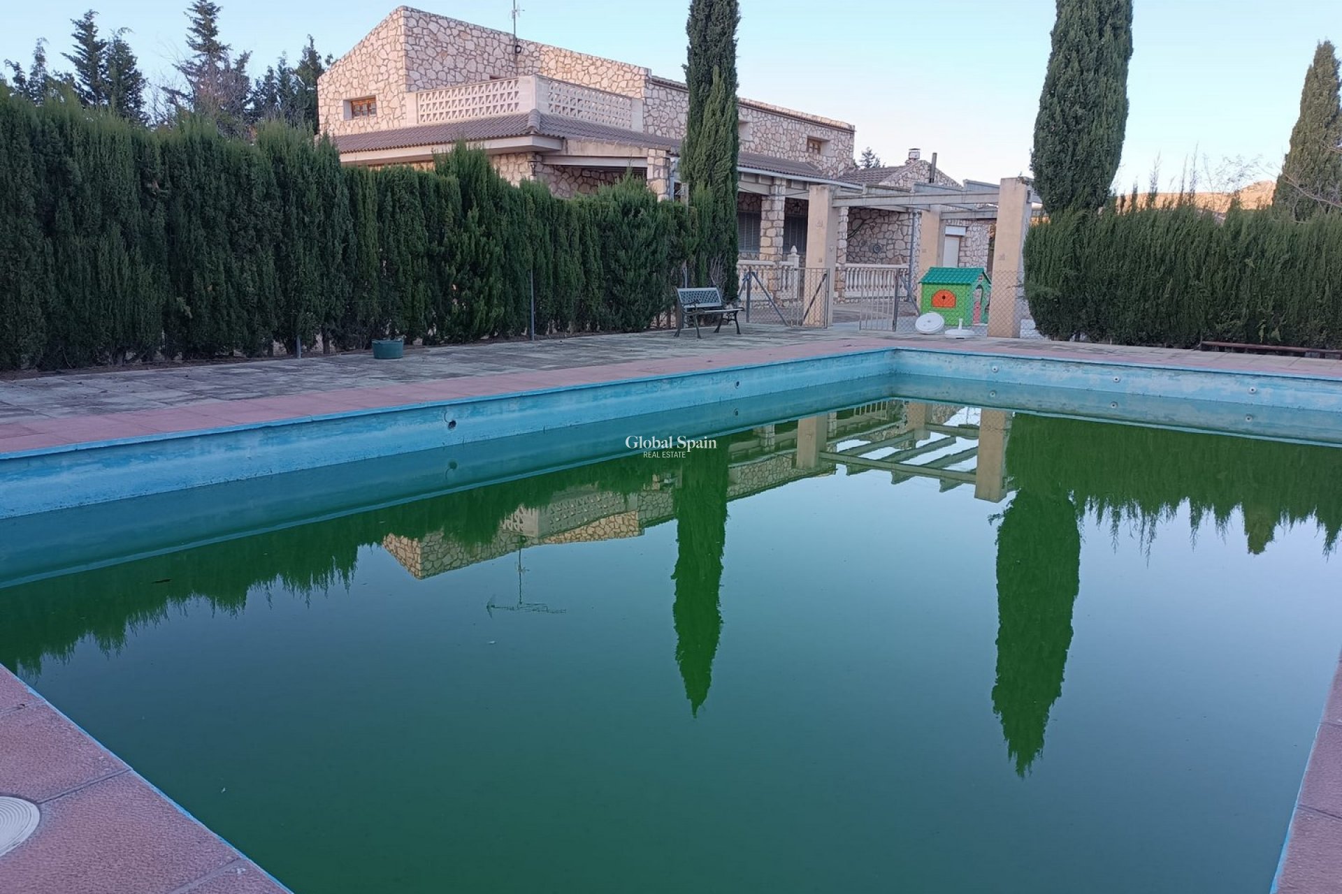 Revente - VILLA -
YECLA - Inland