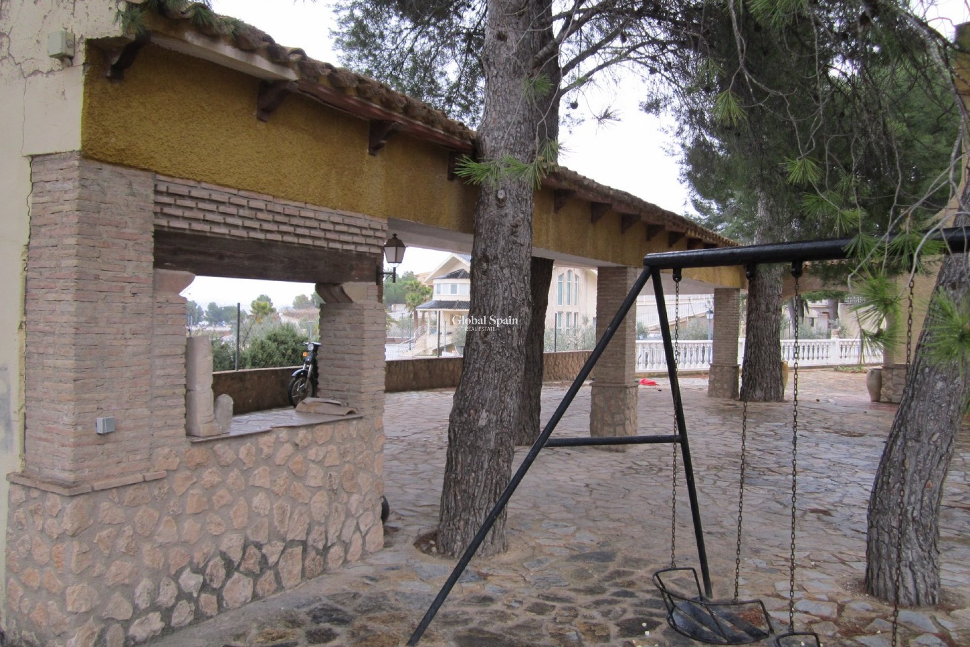 Revente - VILLA -
YECLA - Inland