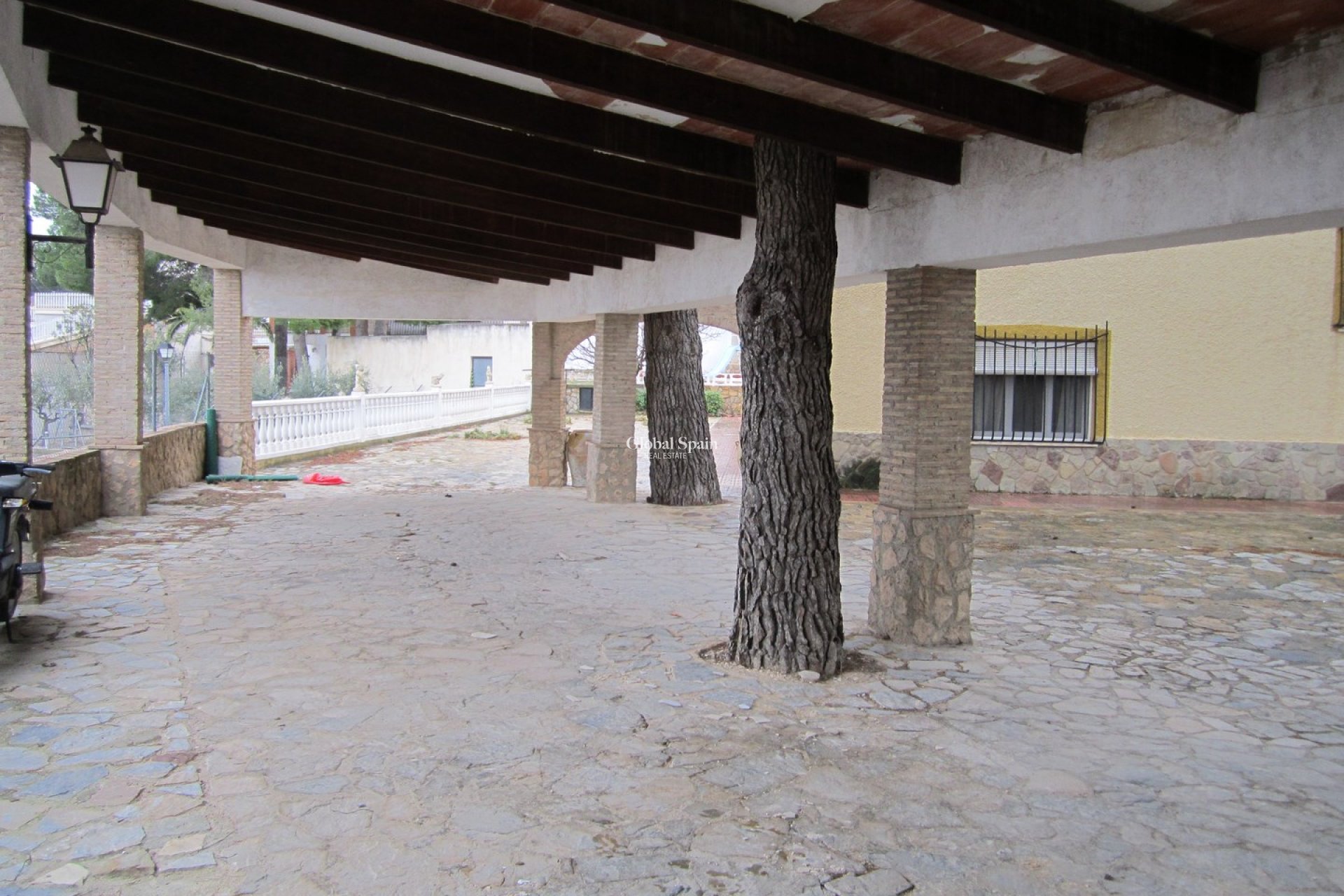 Revente - VILLA -
YECLA - Inland