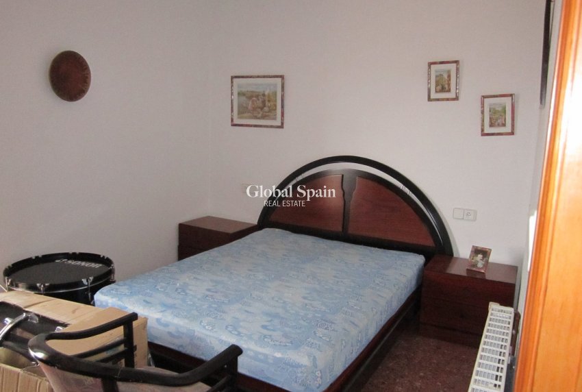 Revente - VILLA -
YECLA - Inland