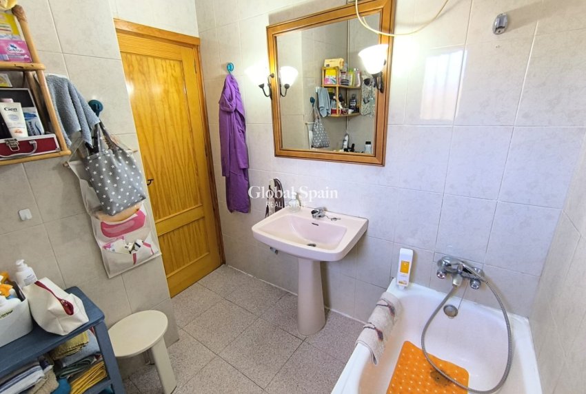 Revente - VILLA -
YECLA - Inland