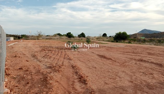 rustic plot - Resale - ALTEA -
                Olla Altea