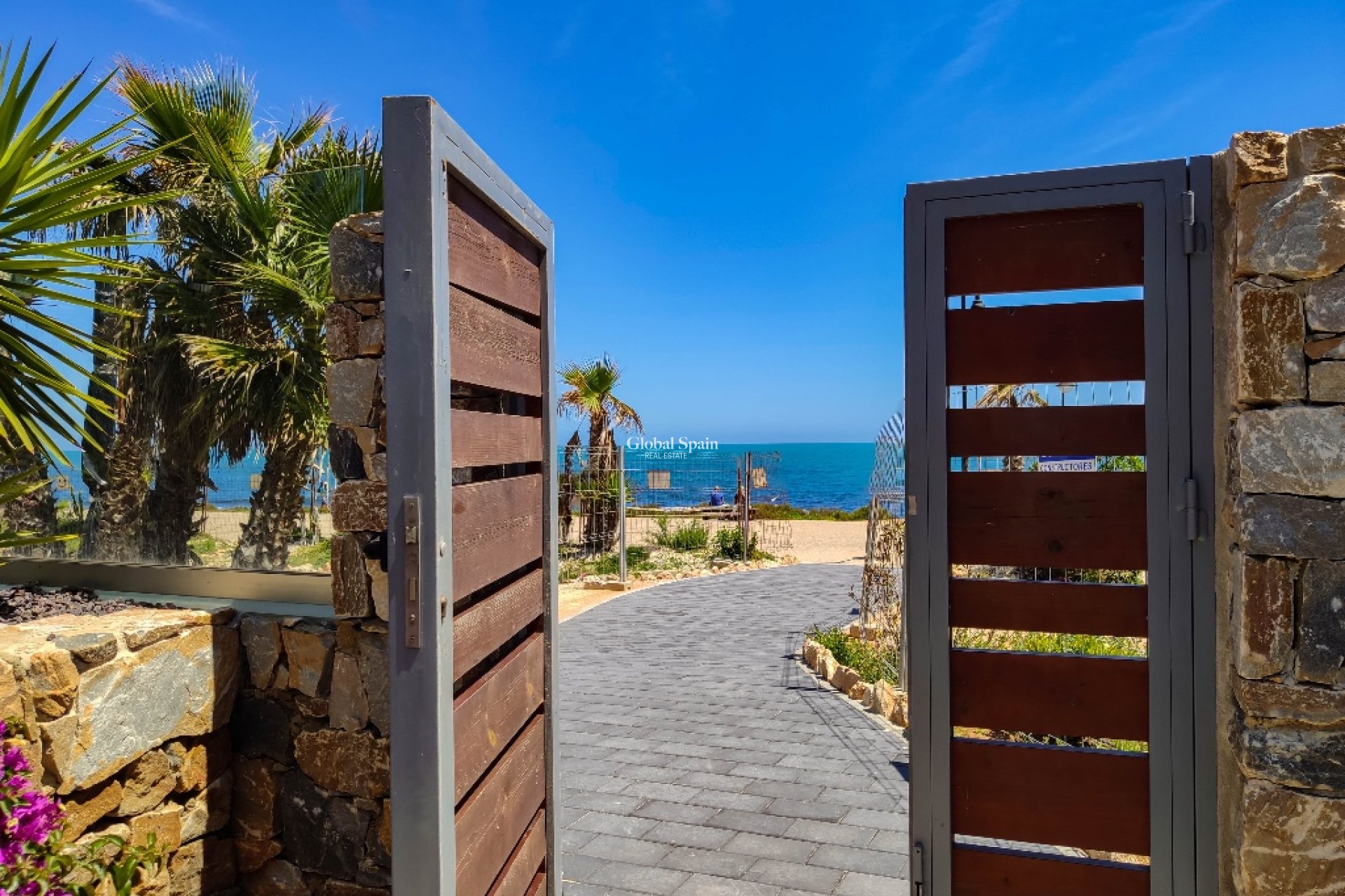 Short Term Rental - Apartment -
PUNTA PRIMA - Panorama Mar