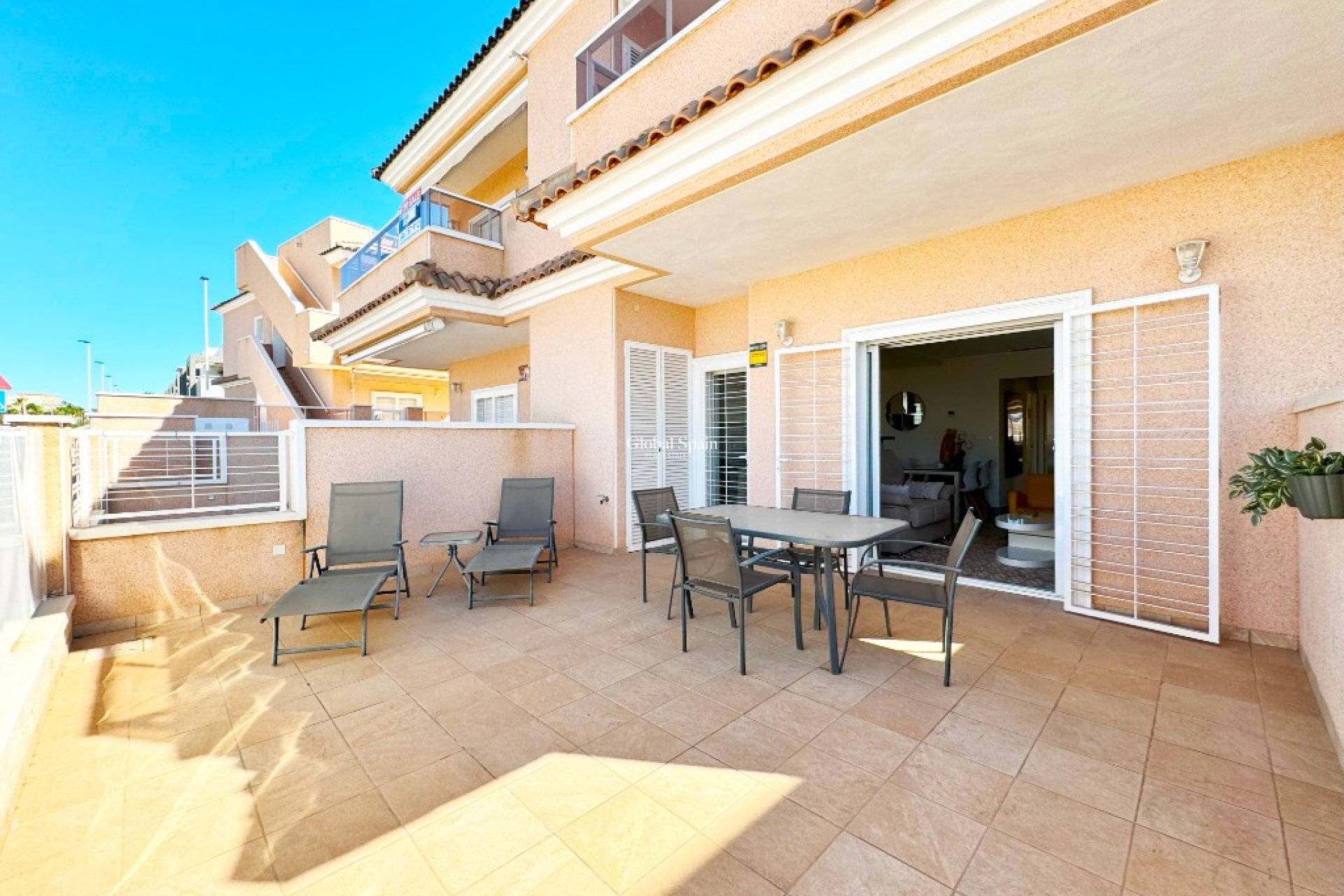 Short Term Rental - Apartment -
PUNTA PRIMA
