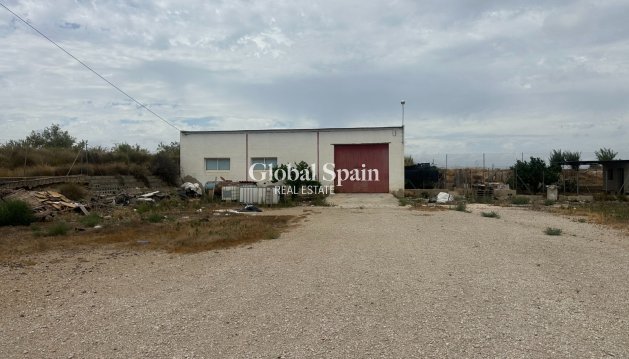 Unidad industrial - Venta - TORREMENDO -
                Torremendo