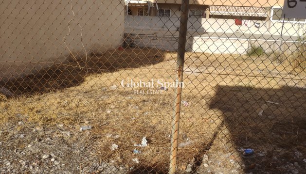 urban plot - Resale - DAIMÚS -
                Playa