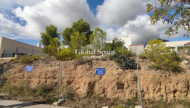 urban plot - Resale - POLOP -
                Polop