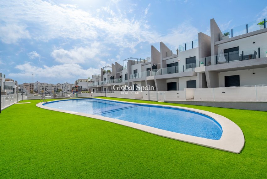 Venta - 1. Apartamento / piso -
SAN MIGUEL DE SALINAS - Costa Blanca South