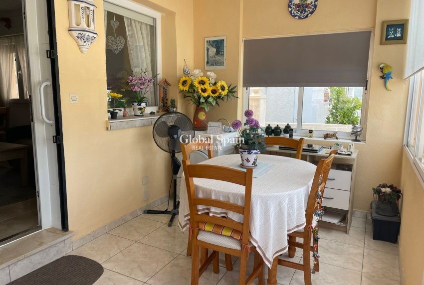 Venta - 2. Casa de pueblo -
ORIHUELA COSTA - La Florida