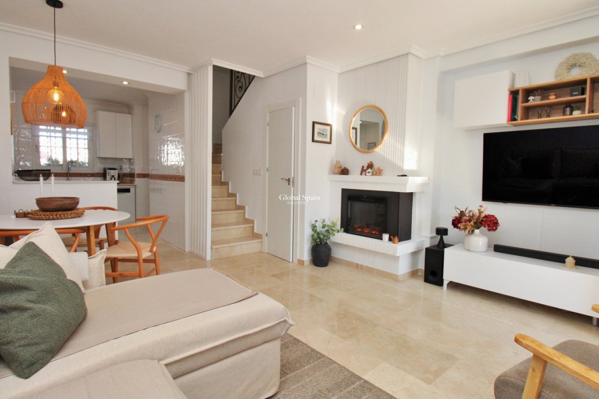 Venta - 2. Casa de pueblo -
ORIHUELA COSTA - VILLAMARTÍN